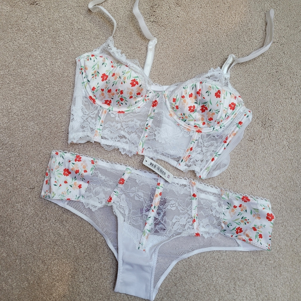 NWT Bustier Set - Picture 3 of 5